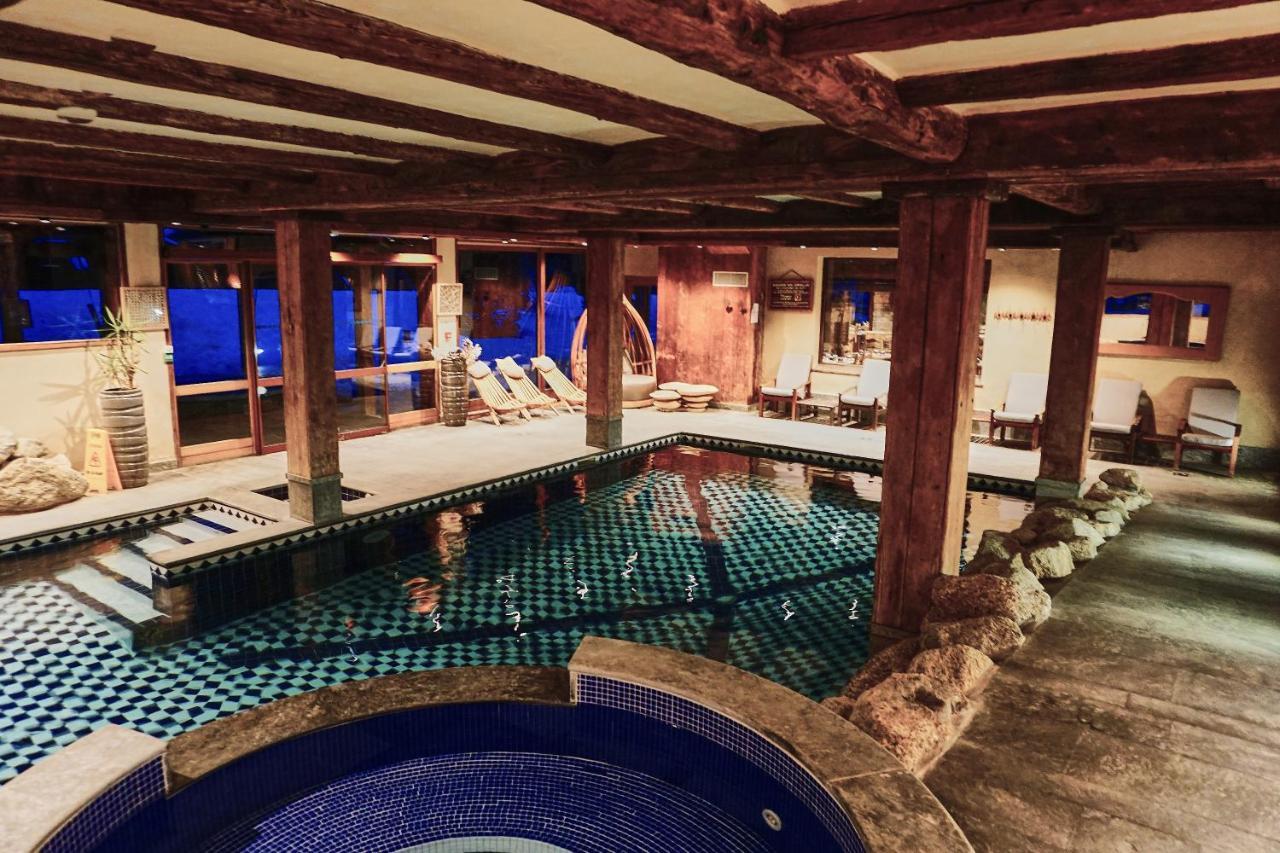 Les Grands Montets Hotel & Spa Chamonix Exterior photo