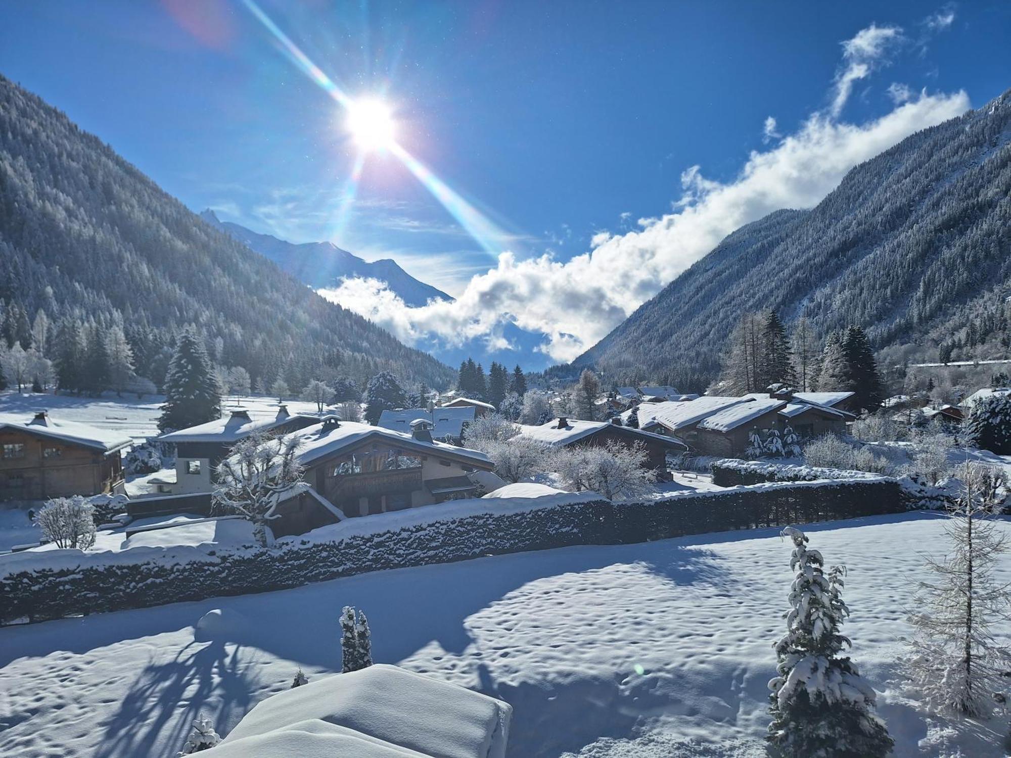 Les Grands Montets Hotel & Spa Chamonix Exterior photo